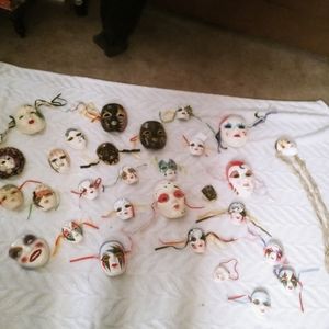 Face mask decor